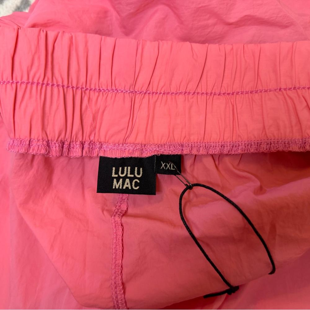 NWT LuLuMac Athletic Shorts - Picture 3 of 3